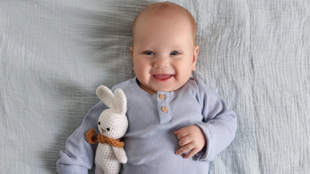 Mom's advice to put baby in kitchen sink while cleaning house causes concern