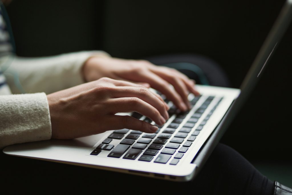 Common mistakes in buying a laptop that can cost you money and how to avoid them