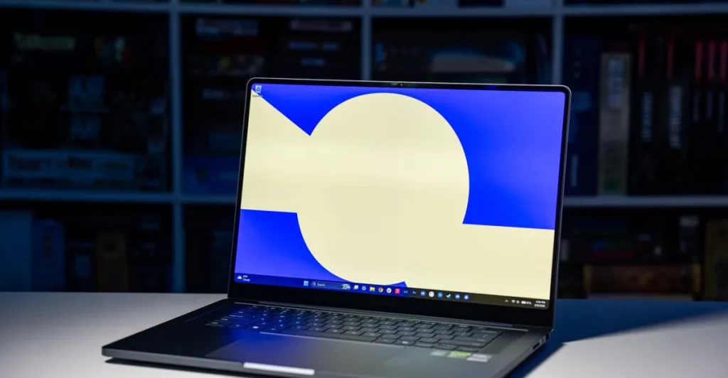 Samsung's flagship laptop is a MacBook Pro clone gone horribly wrong